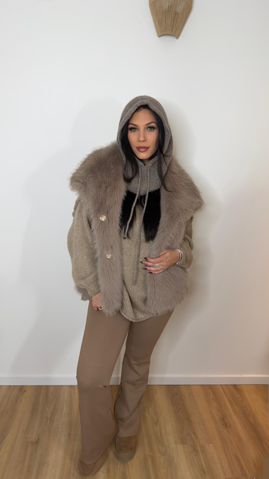 Fourrure sans manche